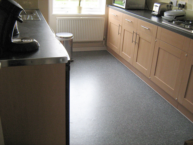 Kitchen and Bathroom Refurbishment London - Holloway Estate - EuroTop