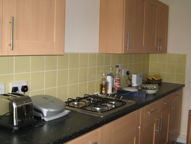 Kitchen and Bathroom Refurbishment London - Holloway Estate - EuroTop