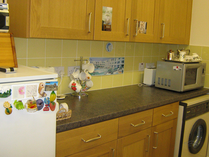 Kitchen and Bathroom Refurbishment London - Holloway Estate - EuroTop
