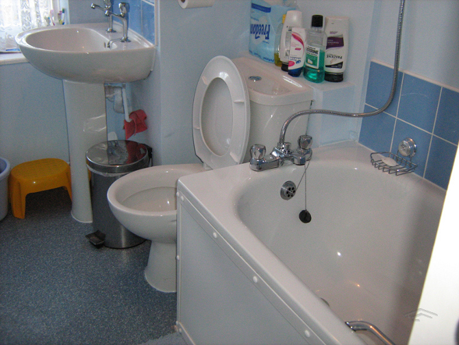 Kitchen and Bathroom Refurbishment London - Holloway Estate - EuroTop