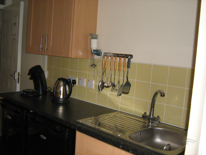 Kitchen and Bathroom Refurbishment London - Holloway Estate - EuroTop