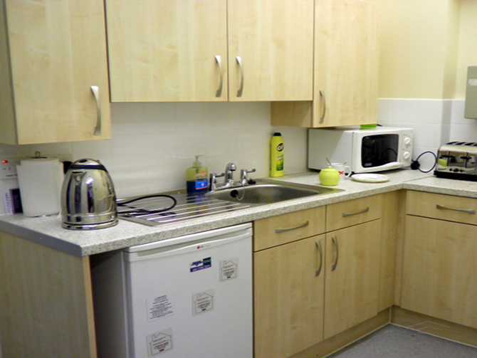 Kitchen and Bathroom Refurbishment London - Peckham - EuroTop