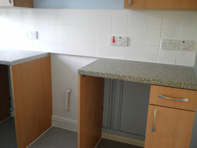 Kitchen and Bathroom Refurbishment London - Tower Hamlets 1 - EuroTop