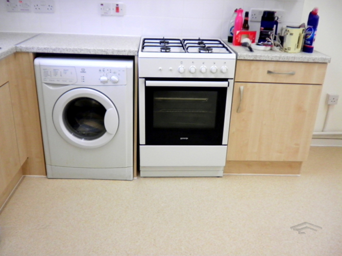 Kitchen and Bathroom Refurbishment London - Tower Hamlets 1 - EuroTop