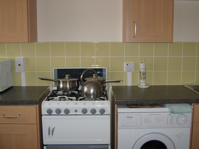 Kitchen and Bathroom Refurbishment London - York Way Estate - EuroTop