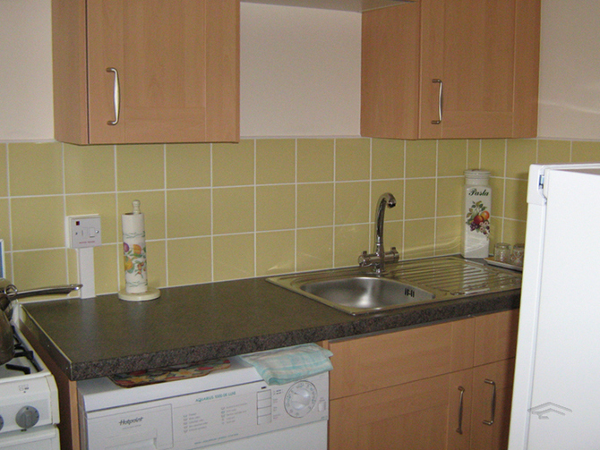 Kitchen and Bathroom Refurbishment London - York Way Estate - EuroTop