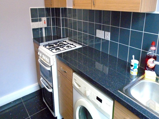 Kitchen and bathroom refurbishment - Rotherhithe - EuroTop